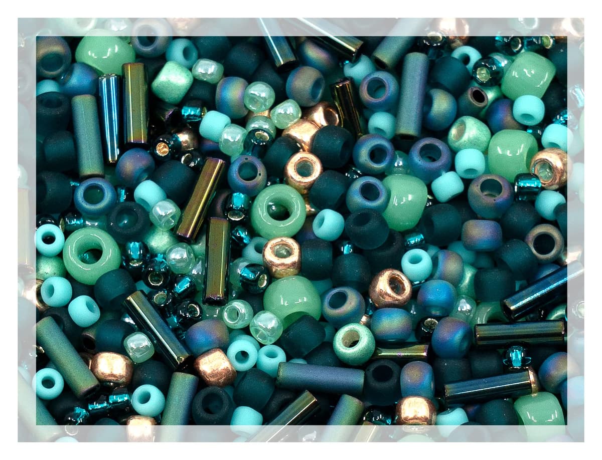 5 g TOHO Round Seed Beads Rocailles, Size 15/0, Opaque Frosted White (# 41F), Japan, Glass — view 2