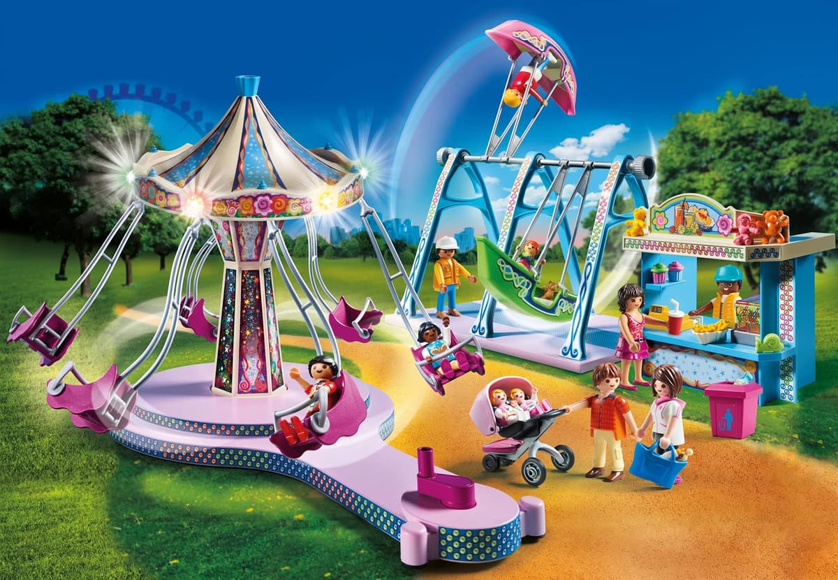 PLAYMOBIL Family Fun 70558 Gran Parque de Atracciones, Incluye Efecto de luz, para niños de 4 a 10 años — view 2