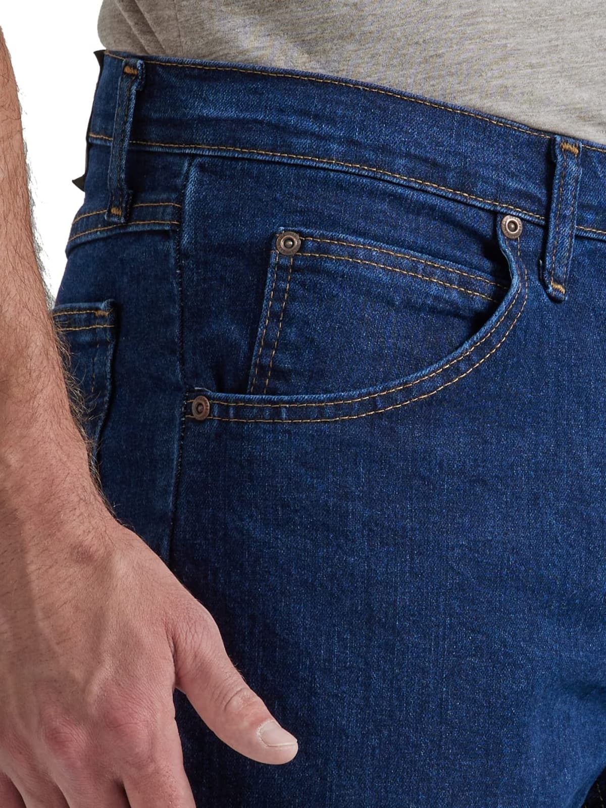 Wrangler Authentics Men's Classic 5-Pocket Relaxed Fit Flex Jean — view 47