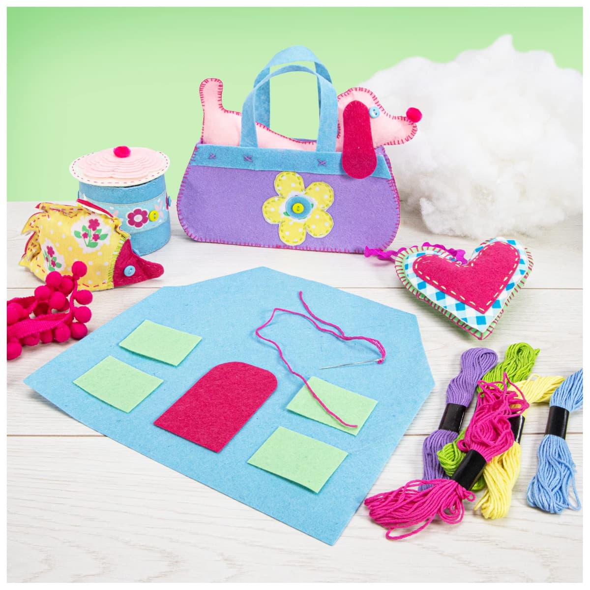 Galt Sewing Case - Creative Cases Childrens Sewing Set - Introduction to Sewing Kit -Learn to Sew Arts and Crafts Kit for Kids - 6 Colourful and Fun Sewing Projects, Carry Case and Guide - Ages 7 Plus — view 8
