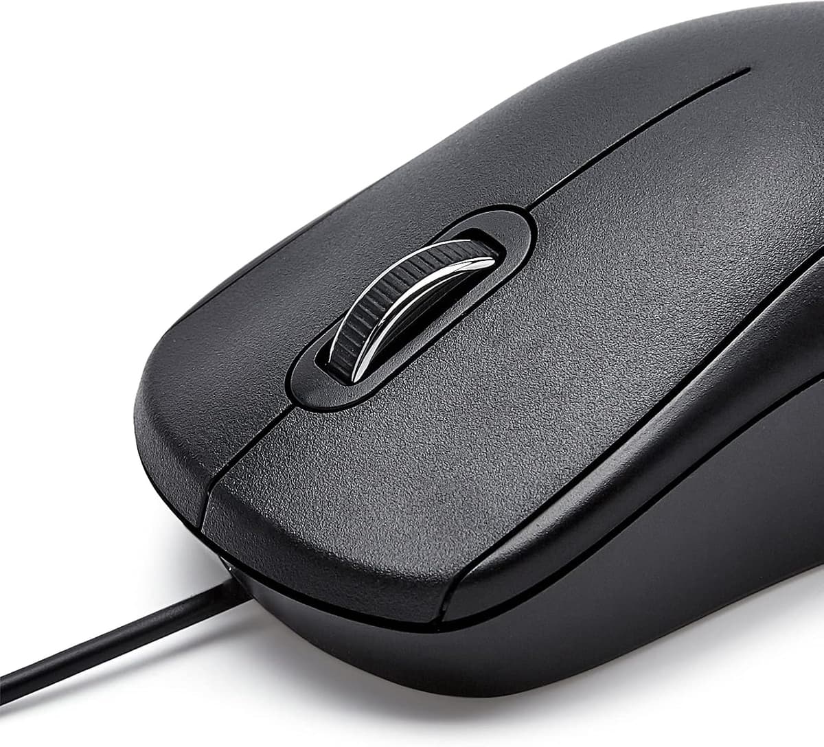 Amazon Basics 3-Button USB Wired Quiet Mouse – Standard, Black — view 3