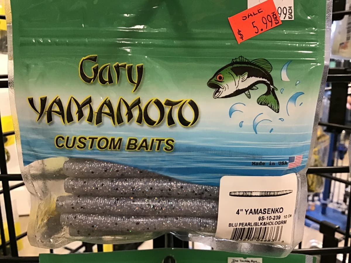 Yamamoto BAITS 5" SENKO / 10 Pack/Clear W/Large Black Flake — view 17