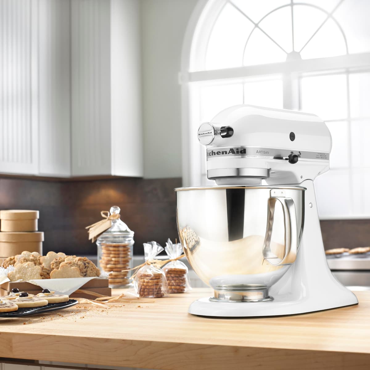 KitchenAid Artisan Series 5 Quart Tilt Head Stand Mixer with Pouring Shield KSM150PS, White — view 3