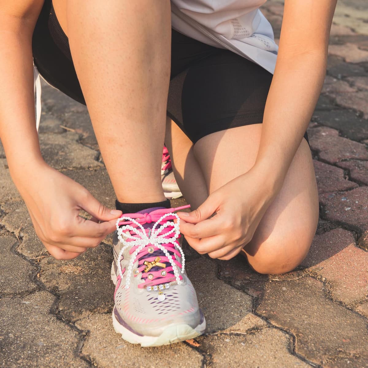 Mikovivi 30 Pzs Adornos para Zapatos para Zapatillas Deportivas, Varios Estilos de Adornos para Cordones de Zapatos Adornos para Zapatos con Lazo Clips para Zapatos Joyas para Zapatos para Mujeres — view 5