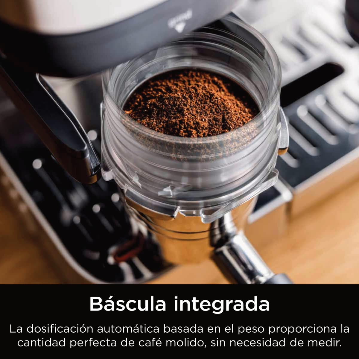 Ninja Luxe Essential Cafetera 2 en 1 para latte, cappuccino y espresso con molinillo y espumador de leche integrados, fácil de usar y 2 preajustes automáticos de espuma, plata, ES501EU — view 3