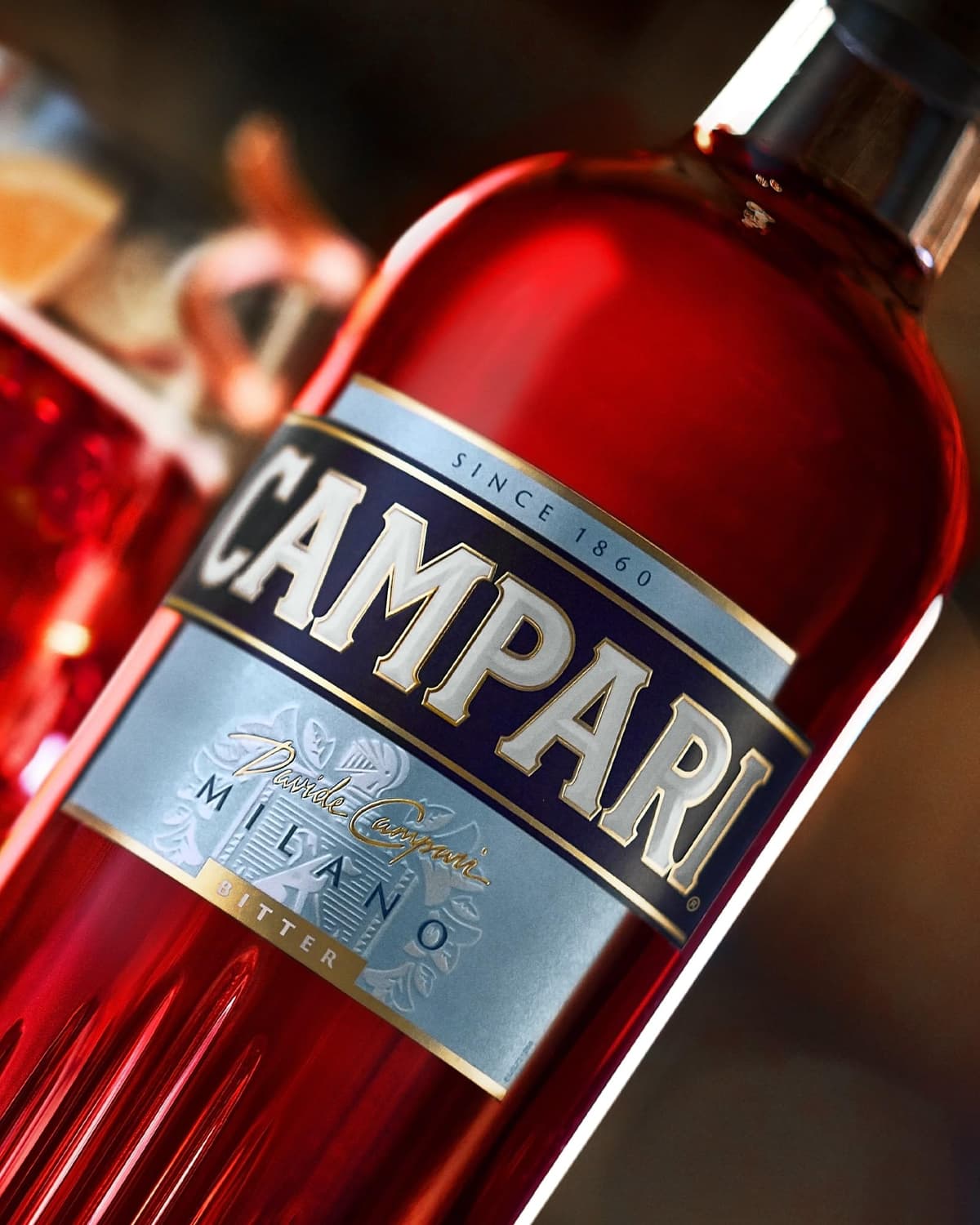 Campari 70cl, 25% ABV Bitter Aperitif - The Heart of the Negroni — view 3