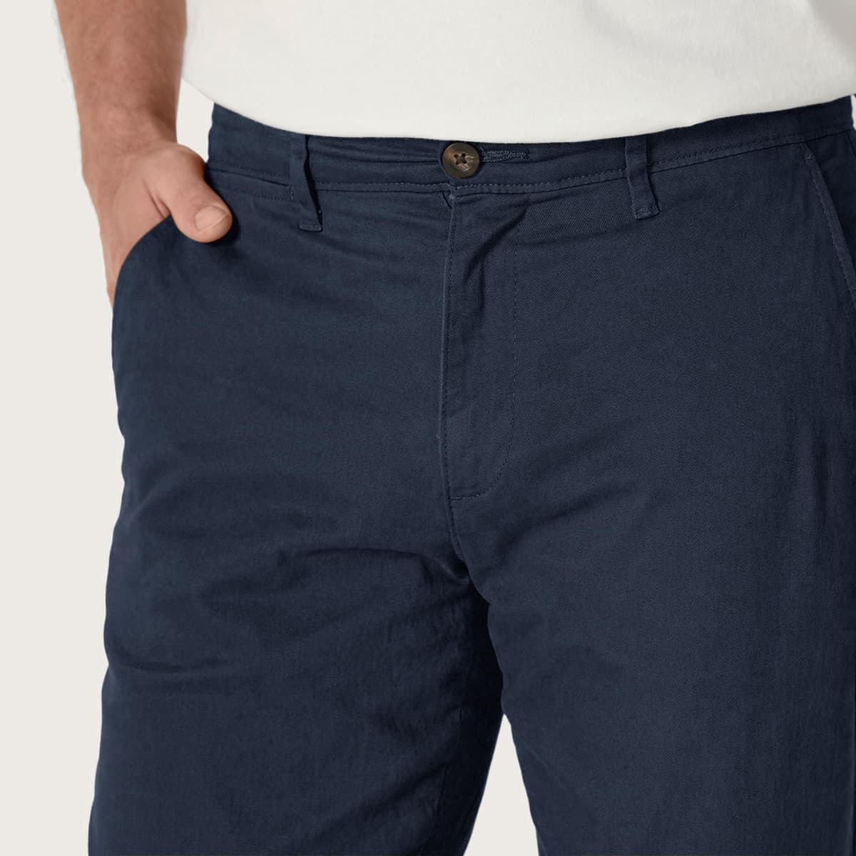 Amazon Essentials Men's Athletic Fit Casual Stretch Chino Work Trousers (Available in Big & Tall) — view 4