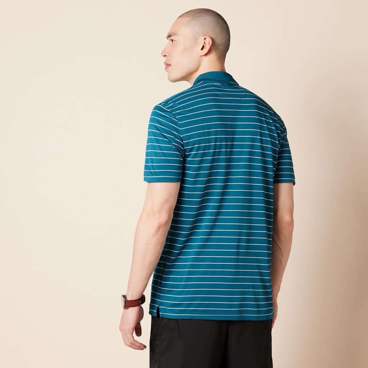 Amazon Essentials Hombre Polo de Golf, Manga Corta, Corte Ajustado, Secado Rápido — view 2