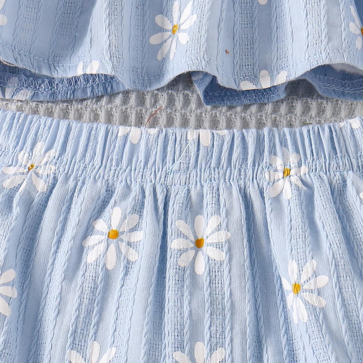 Ropa Verano Para Niña Linda Blusa con Volantes y Margaritas Pantalones Cortos Conjunto de Conjuntos Para Niña Pequeña — view 5
