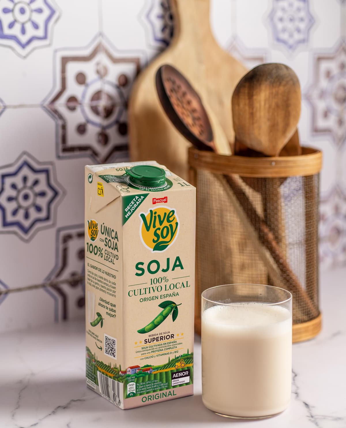 Vivesoy - Bebida Vegetal de Soja 100% Cultivo Local - Pack 6 x 1L — view 3