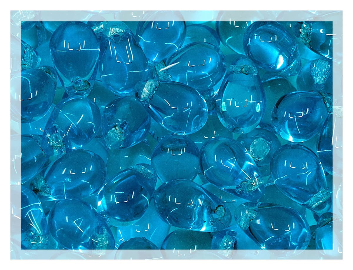 Czech 50-Piece Glass Beads, 6x9mm, Teardrop Siam Red — view 10