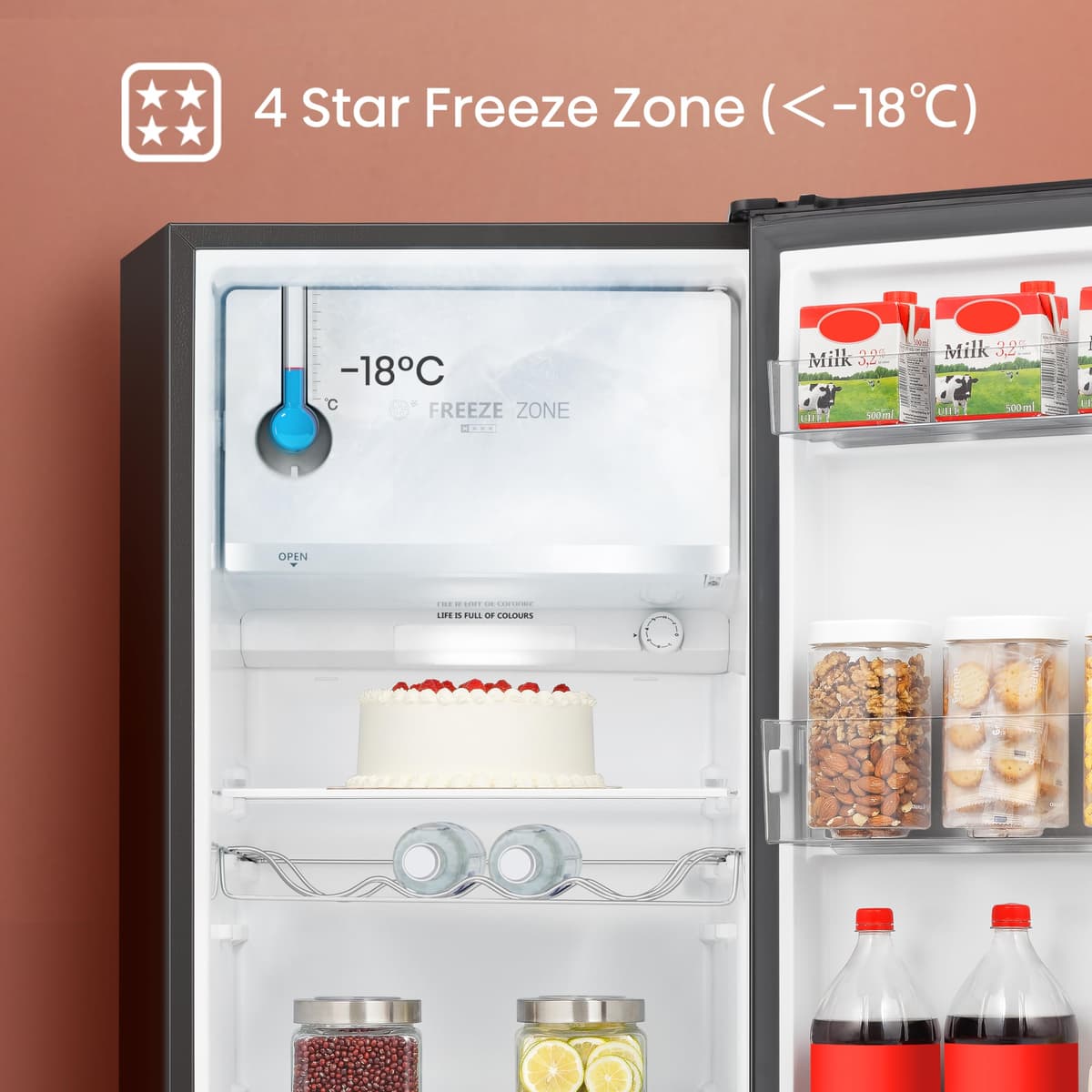 Hisense RR220D4BBE 52cm Freestanding Retro Fridge - 165-litre capacity with 4 star Ice box - Auto Defrost - Wine Rack - Black- E Rated, H128 x W51.9 x D51.3 — view 3