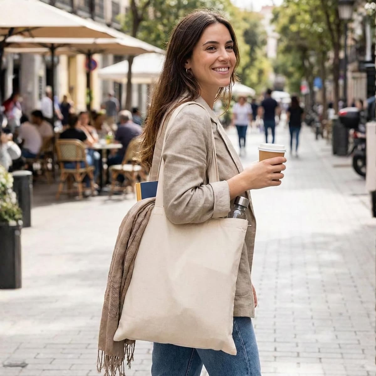 Pack Tote Bag 100% Algodón Natural Reutilizables de 42x38cm y 140 g/m² – Bolsas de Tela Resistentes para Uso Diario con Asas Largas de 70cm y Tamaño Práctico — view 2