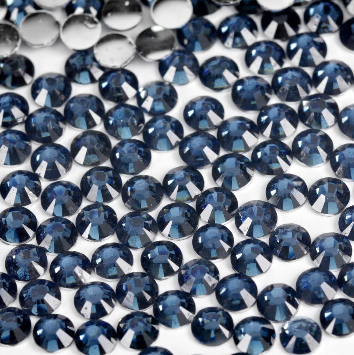 1000pcs 4mm Flat Back Non-Stick Rhinestone Crystal Diamantes Nail Art & Craft Scrapbooking Embellishments 90 Available Colours (4mm, AB Clear #A13) — view 45