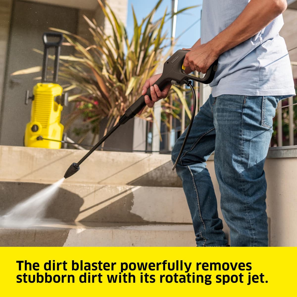 Kärcher high-pressure washer K 2, pressure: max. 110 bar, flow rate: 360 l/h, area: 20 m²/h, weight: 4.2 kg, high-pressure gun, high-pressure hose, dirt blaster — view 4