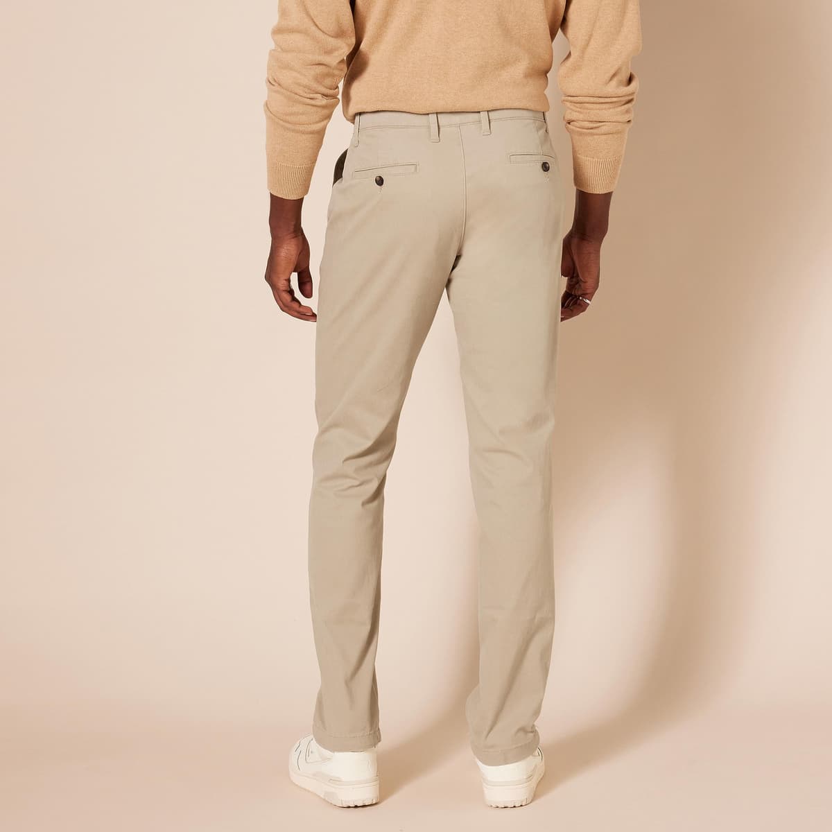 Amazon Essentials Men's Casual Stretch Chino Pant — view 2