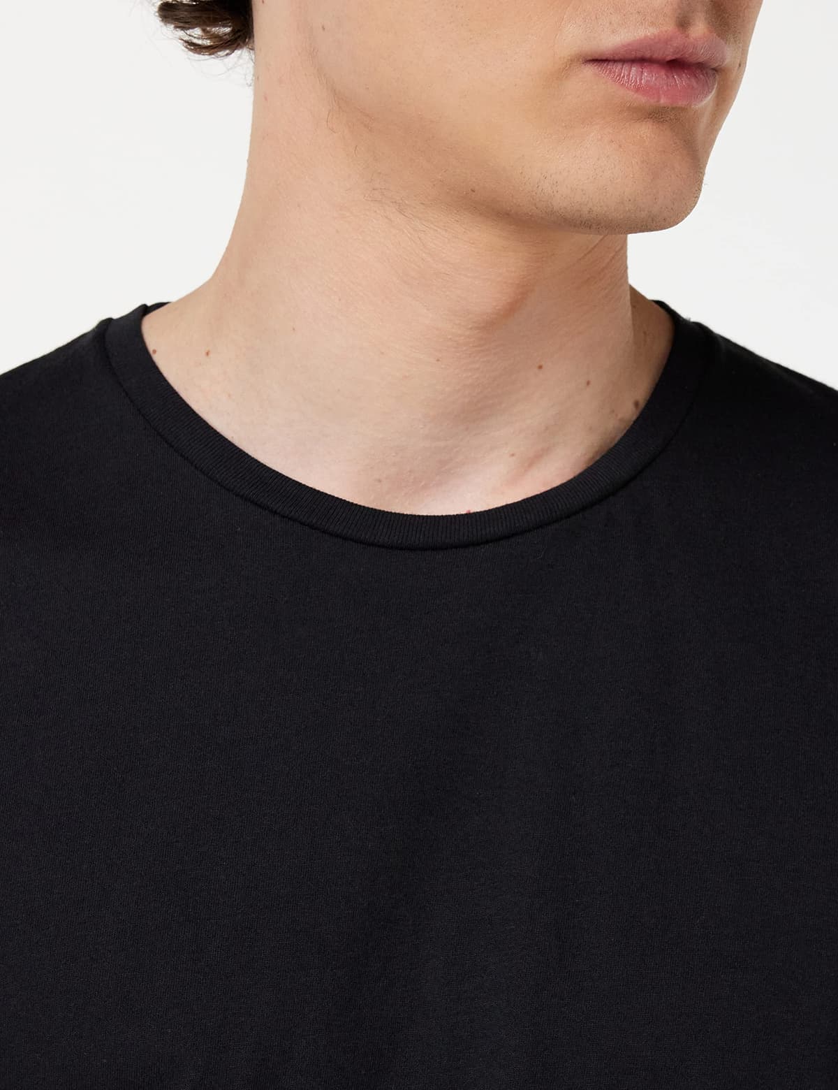 Fruit of the Loom Men's T-Shirt Iconic Tee, Lightweight Ringspun Tee, 5 Pack — view 4