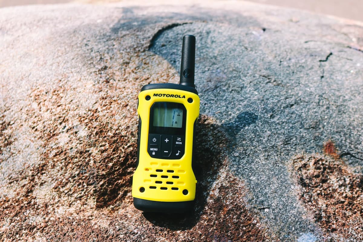 Motorola Tlkr T92 H2O PMR446 2-Way Walkie Talkie Waterproof Radio Quad Pack with Travel Case — view 2