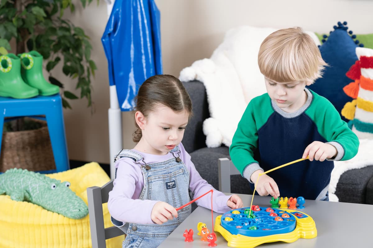 Goliath - LET'S GO FISHIN' - Toys Children 3 Years - Original Fishing Game for Children- Suitable as a Gift for Boy and Girl -Stimulates Reflections - With Fish and Fishing Rod — view 5