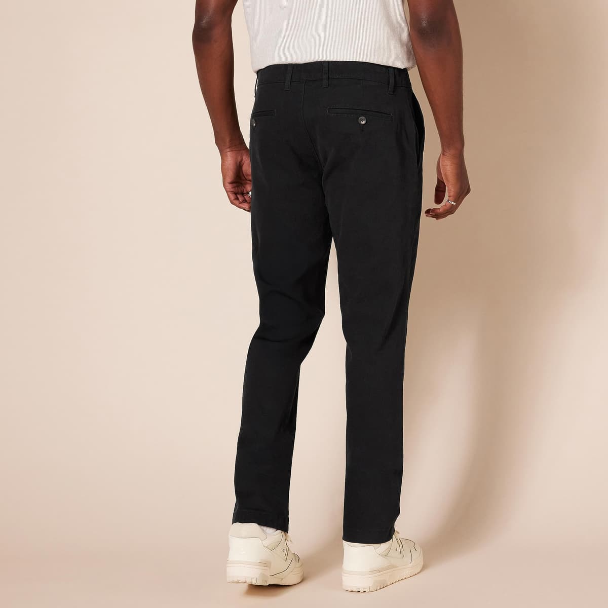 Amazon Essentials Men's Slim-Fit Casual Stretch Chino Trousers — view 2