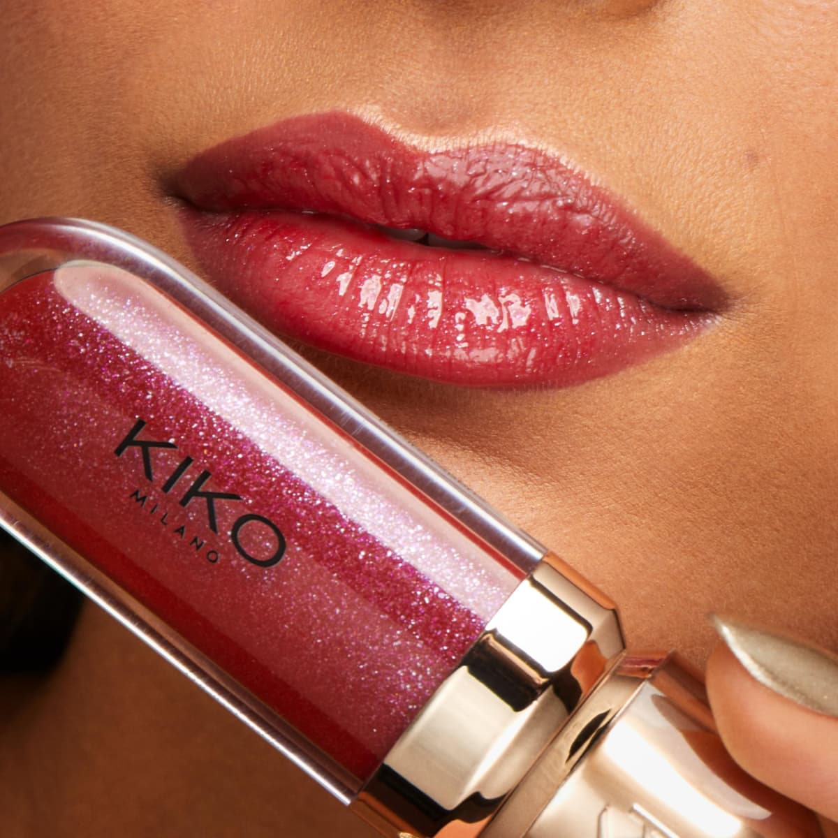 KIKO Milano 3d Hydra Lipgloss 46 - Limited Edition | Brillo De Labios Hidratante Con Efecto 3d — view 4