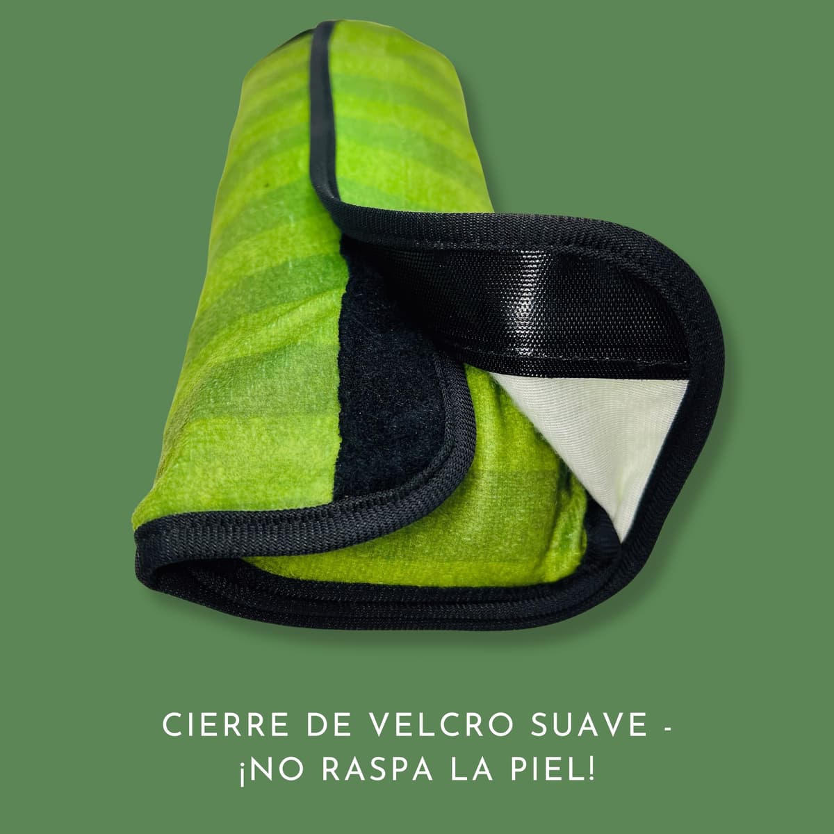 HECKBO Almohadilla para coche con dibujos de fútbol para niños - lavable a máquina suave, tacto de peluche, almohadilla cinturón de seguridad — view 5