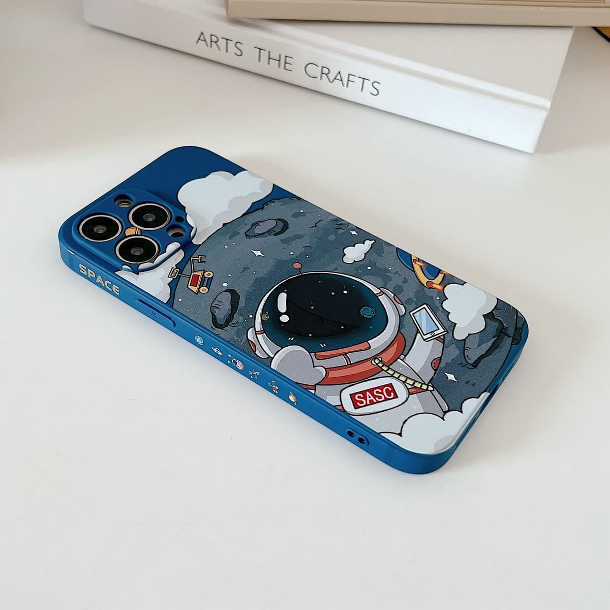 Yonds Queen for iPhone 11 Cute Case, Cool Cartoon Astronaut Planet Moon Space Design Stylish Soft TPU Bumper Shockproof Anti-Slip Protector Fashion Case (iPhone 11, Blue Moons) — view 2