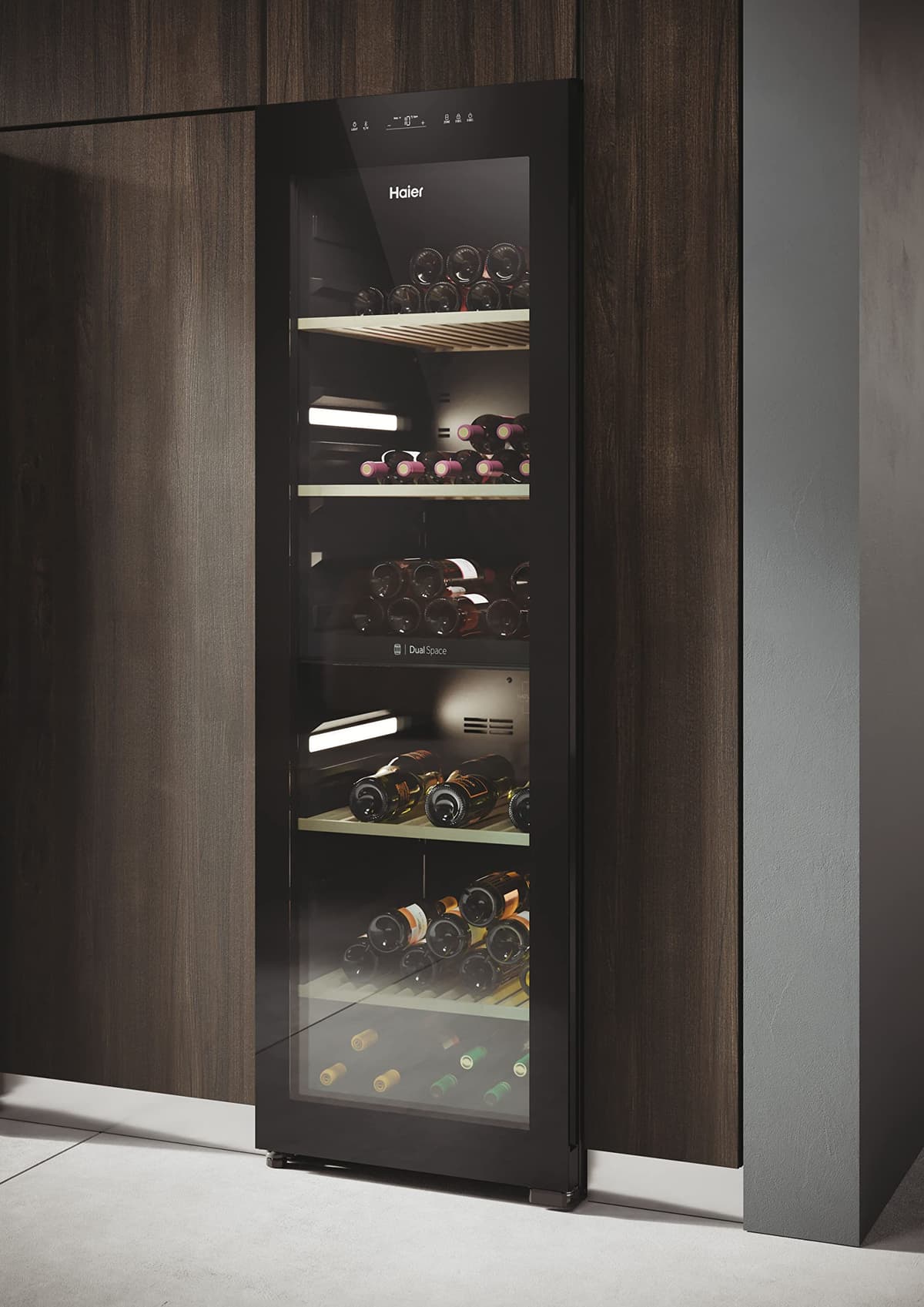 Haier Wine Bank 60 Series 7 HWS236GDEH1- Vinoteca 236 botellas, WIFI, 2 Zonas independientes, Estantes de madera, Filtro Anti-UV, Filtro de carbón, Display Digital, Iluminación LED 3D, 35 dbA, Negra — view 2