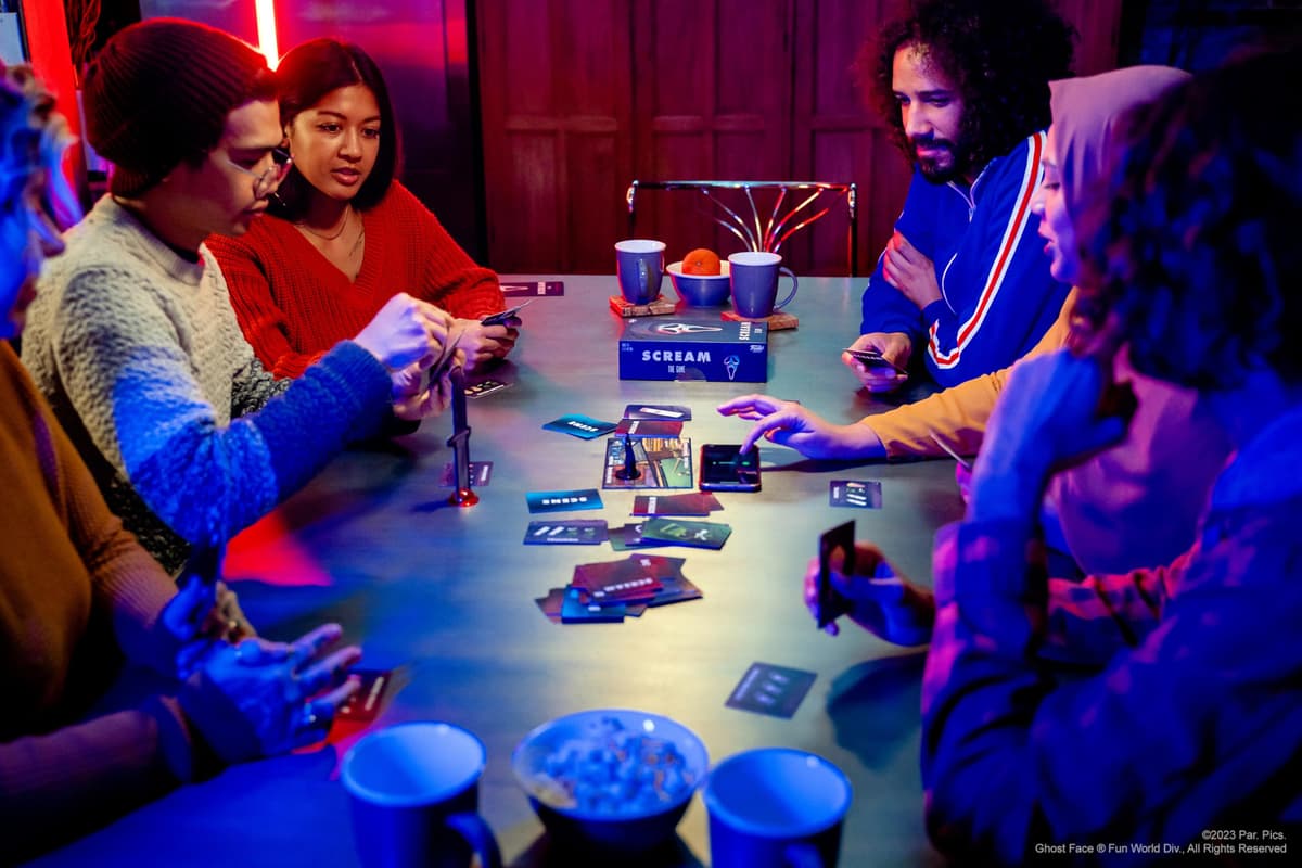 FUNKO GAMES Presents: Scream - The Game | Thrilling Mystery Horror Board Game with Interactive iOS/Android App | For 3-8 Players Ages 13+ — view 4