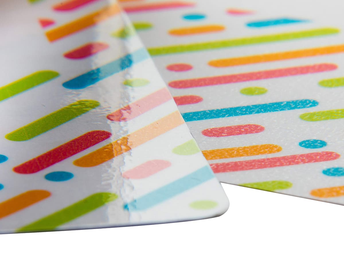 Deskit Laminating Pouches A4, Glossy, 120 Sheets, 100 Microns - Clear and Durable Presentations - Flexible Rigidity for Everyday Use — view 5