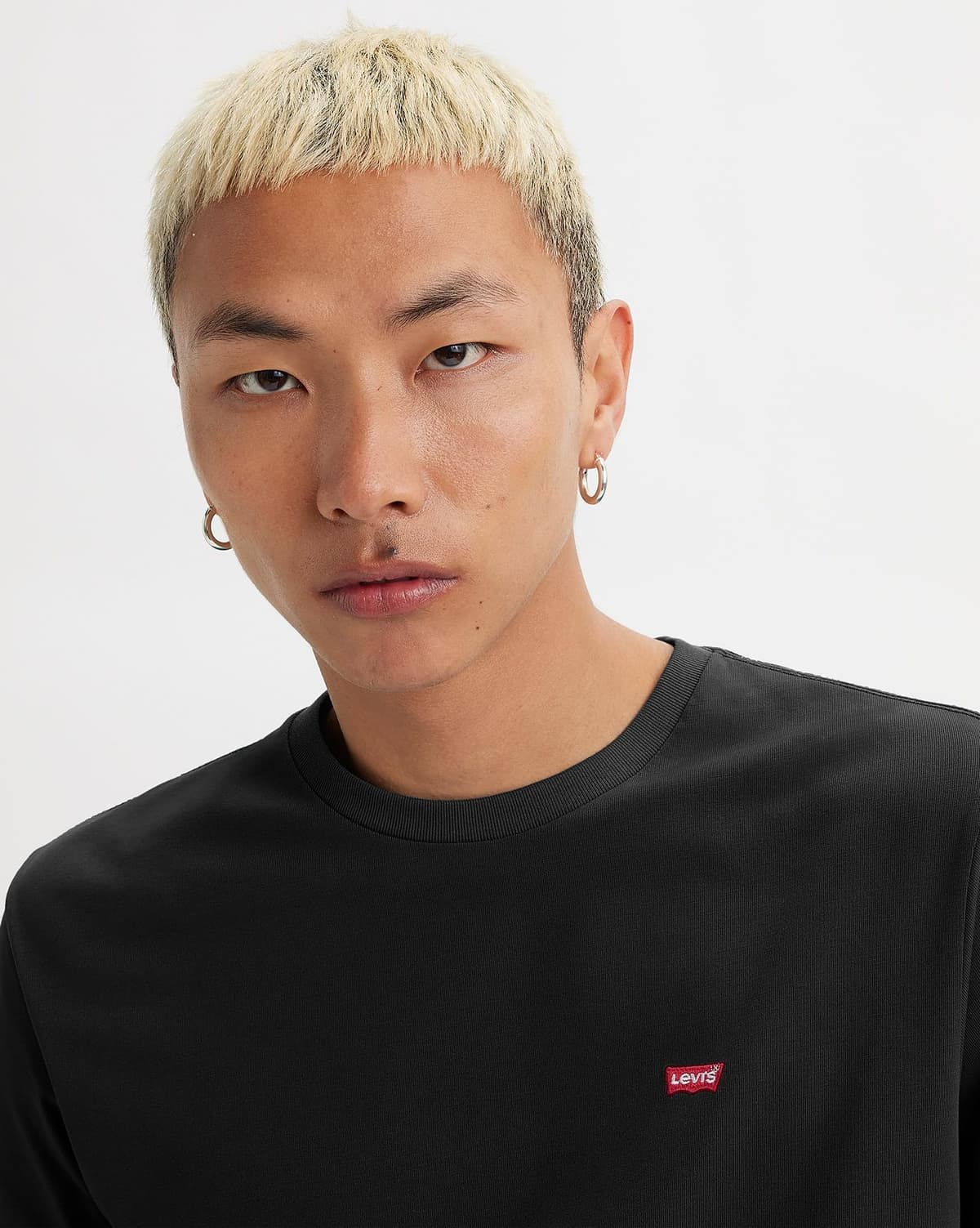 Levi's Men's Ss Original Housemark Tee- Core Chesthit Logo T-Shirt — view 4