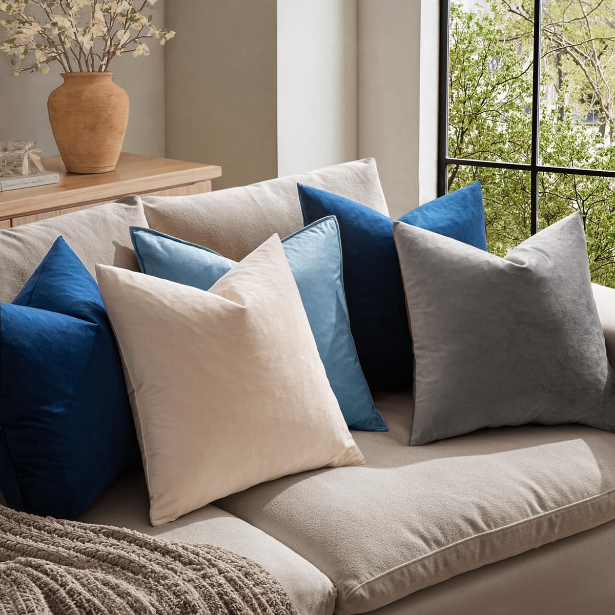 MIULEE Decorative Velvet Cushion Covers 45cm x 45cm/Square Throw Pillowcases for Sofa Bedroom with Invisible Zipper 18x18 Inch Navy Blue Sets of 2 — view 3
