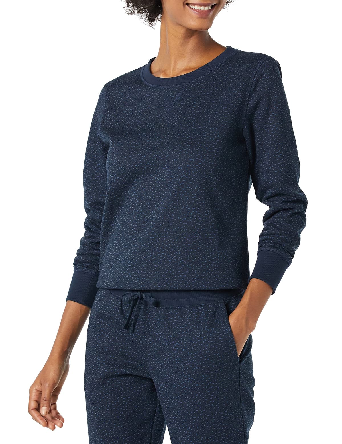 Amazon Essentials Mujer Sudadera con Cuello Redondo de Forro Polar (Disponible en Tallas Grandes) — view 82