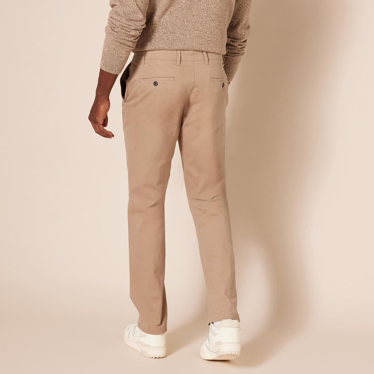 Amazon Essentials Men's Slim-Fit Casual Stretch Chino Trousers — view 2