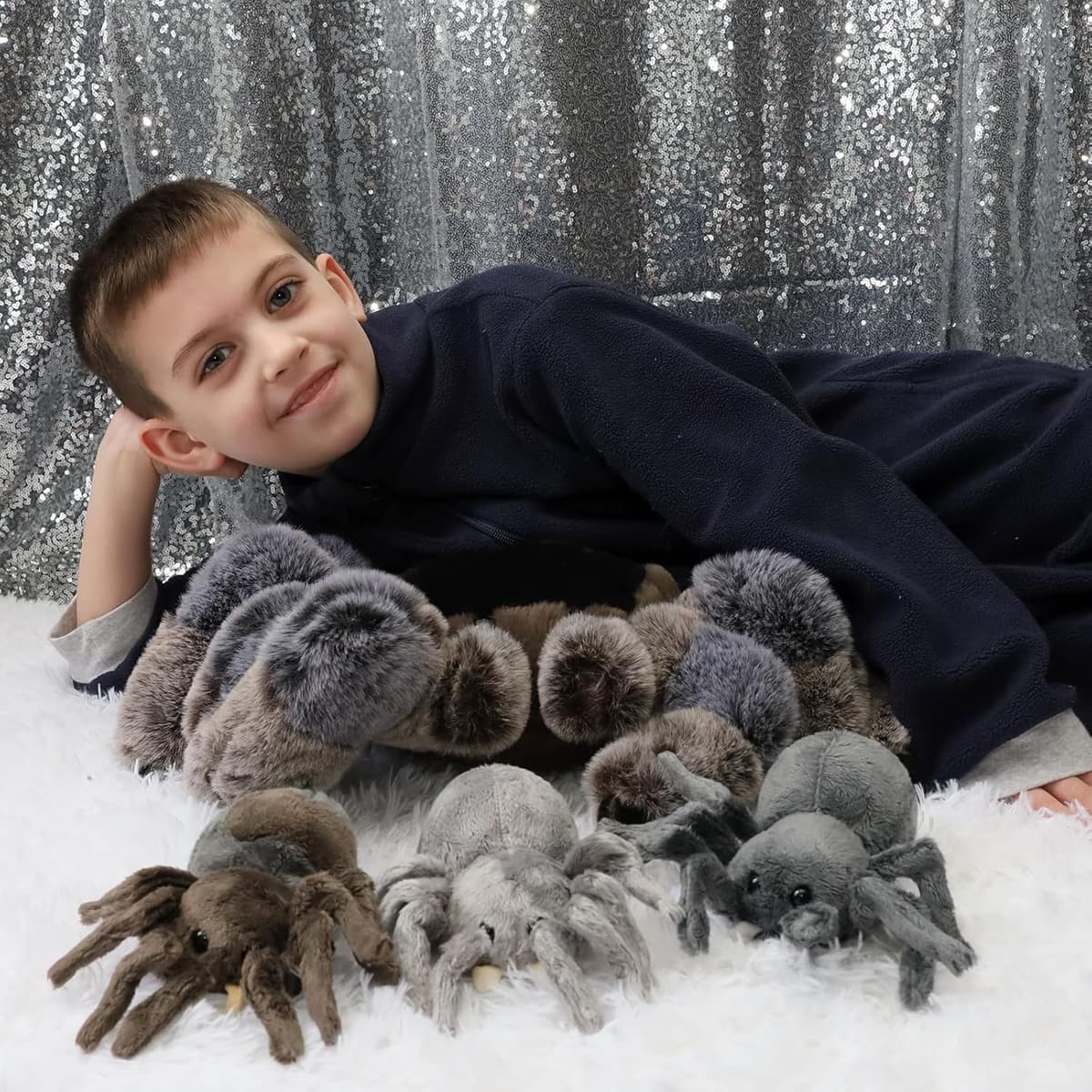 MorisMos 4Pcs Big Spider Teddy Soft Toy, 40cm Big Spider with 3 Cuddly Baby Inside, Large Fluffly Realistic Kawaii Plush Gift for Kids Birthday — view 4