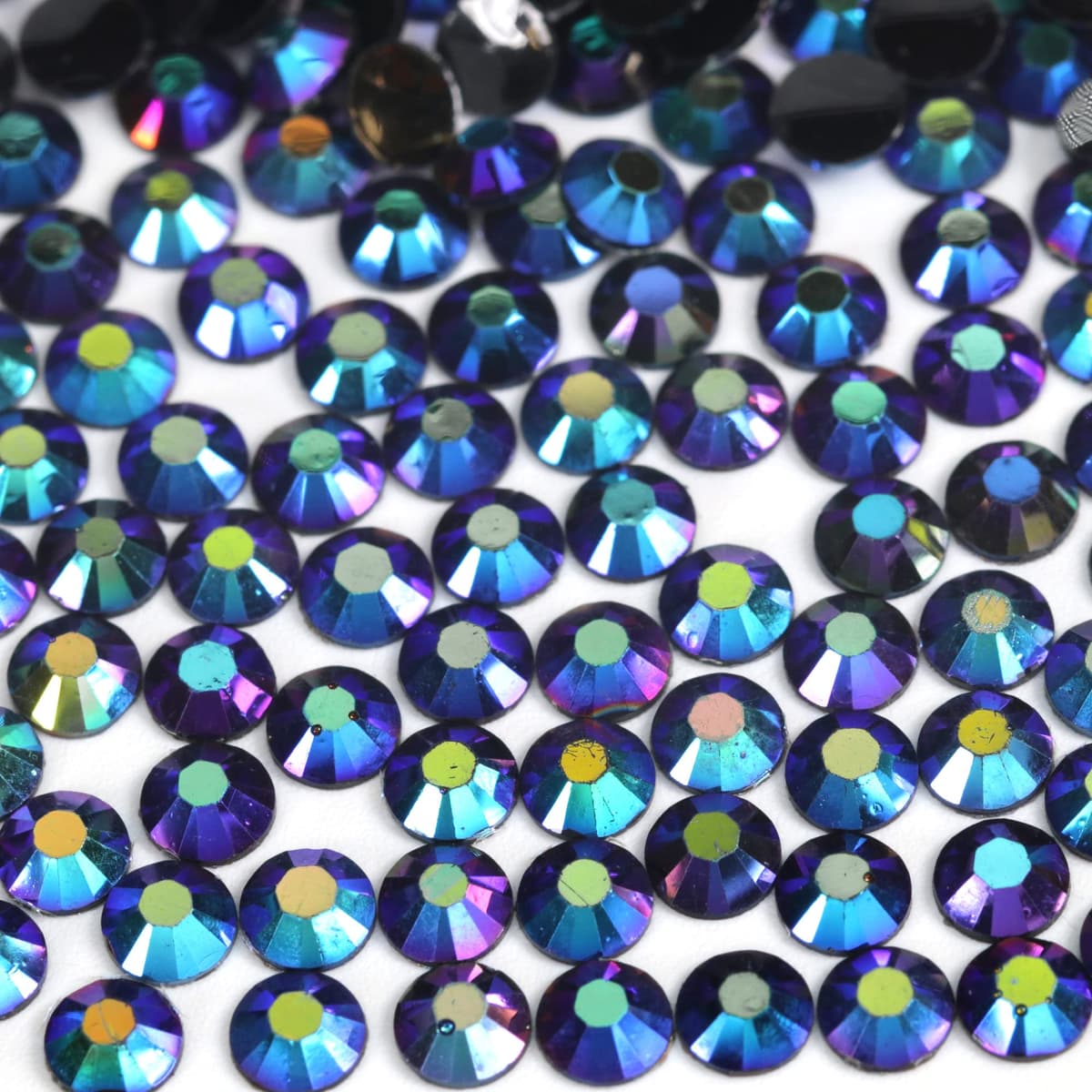1000pcs 4mm Flat Back Non-Stick Rhinestone Crystal Diamantes Nail Art & Craft Scrapbooking Embellishments 90 Available Colours (4mm, AB Clear #A13) — view 67