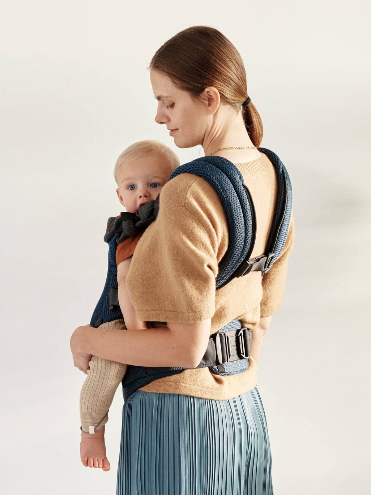 BABYBJÖRN Mochila Porta Bebé Harmony, 3D Malla, Azul Marino — view 4