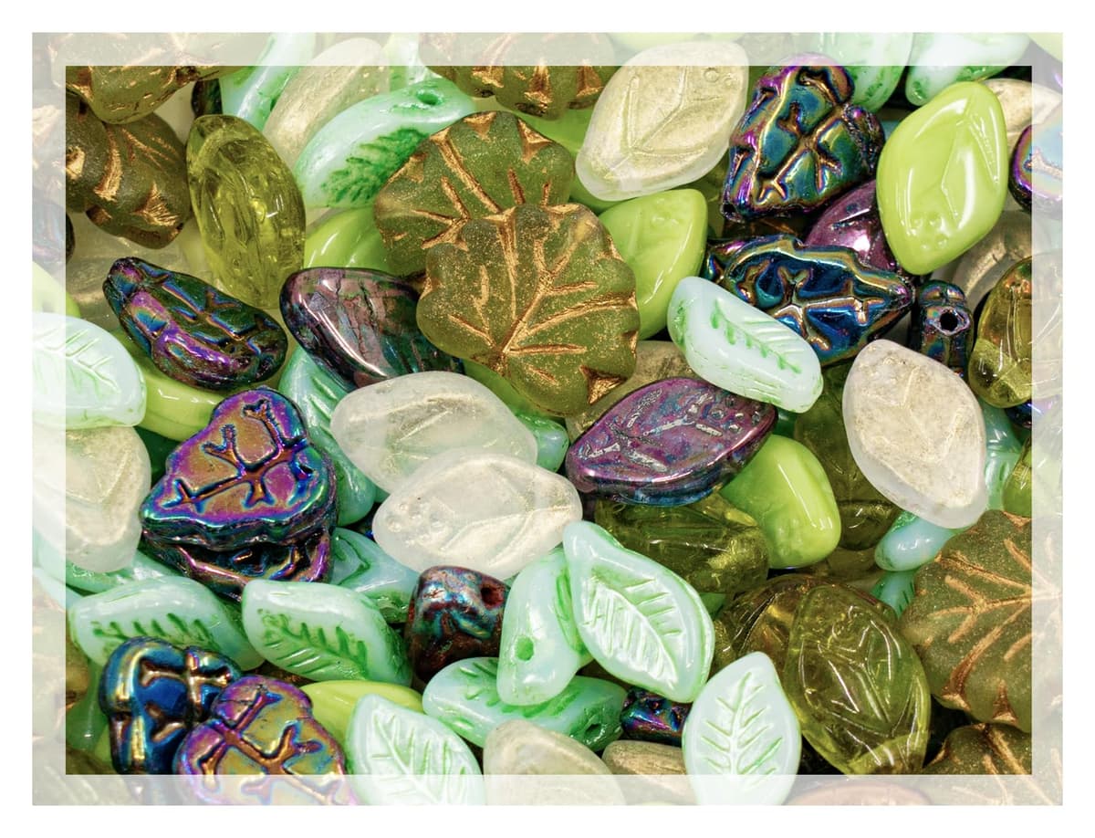 Czech 50-Piece Glass Beads, 6x9mm, Teardrop Siam Red — view 82