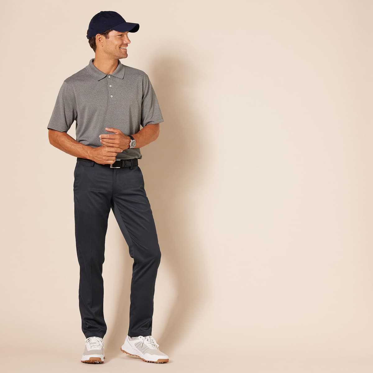 Amazon Essentials Men's Slim-Fit Stretch Golf Trouser — view 3