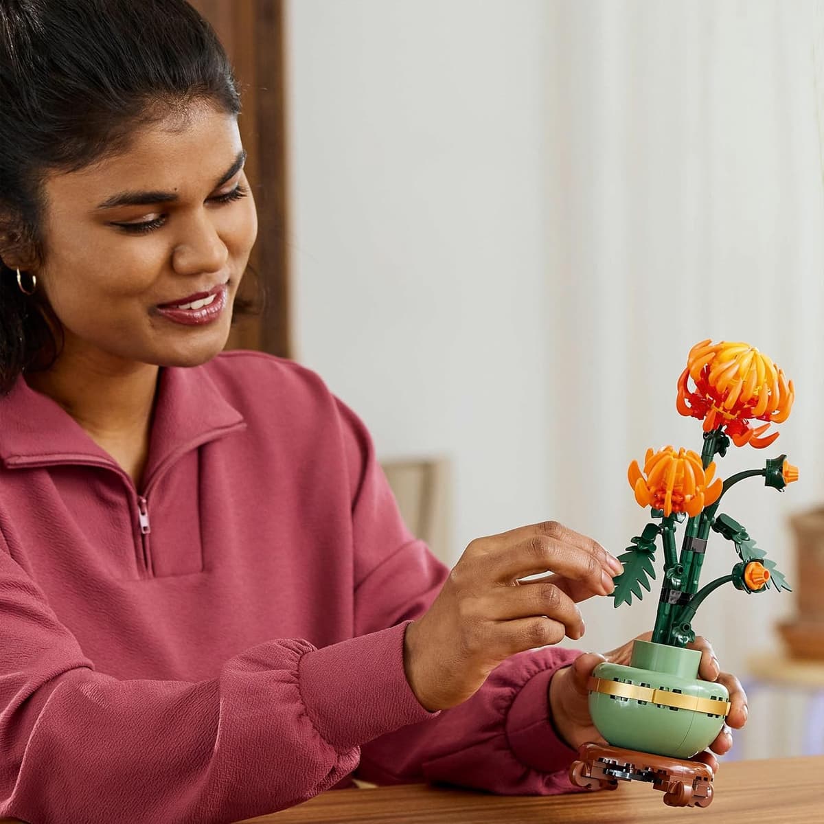 LEGO Botanicals Chrysanthemum - Artificial Flower Building Set - Creative Model Kit for Adults to Build - Faux Plant Gift for — view 7