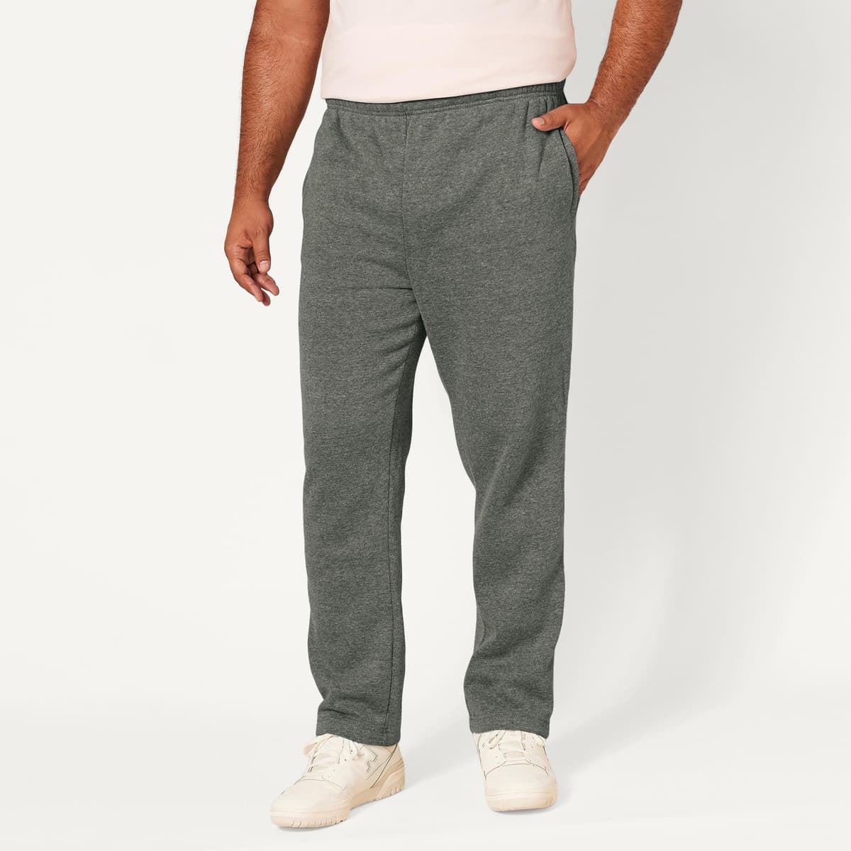 Amazon Essentials Pantalones Deportivos de Forro Polar con Parte Inferior Abierta (Disponibles en Tallas Grandes y Largos Especiales) Hombre — view 4