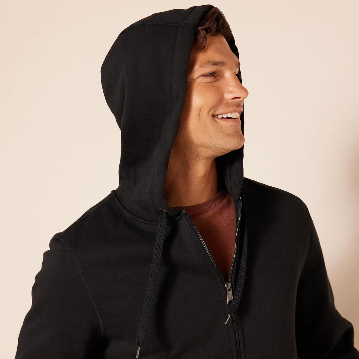 Amazon Essentials Men's Full-Zip Fleece Hoodie (Available in Big & Tall) — view 3