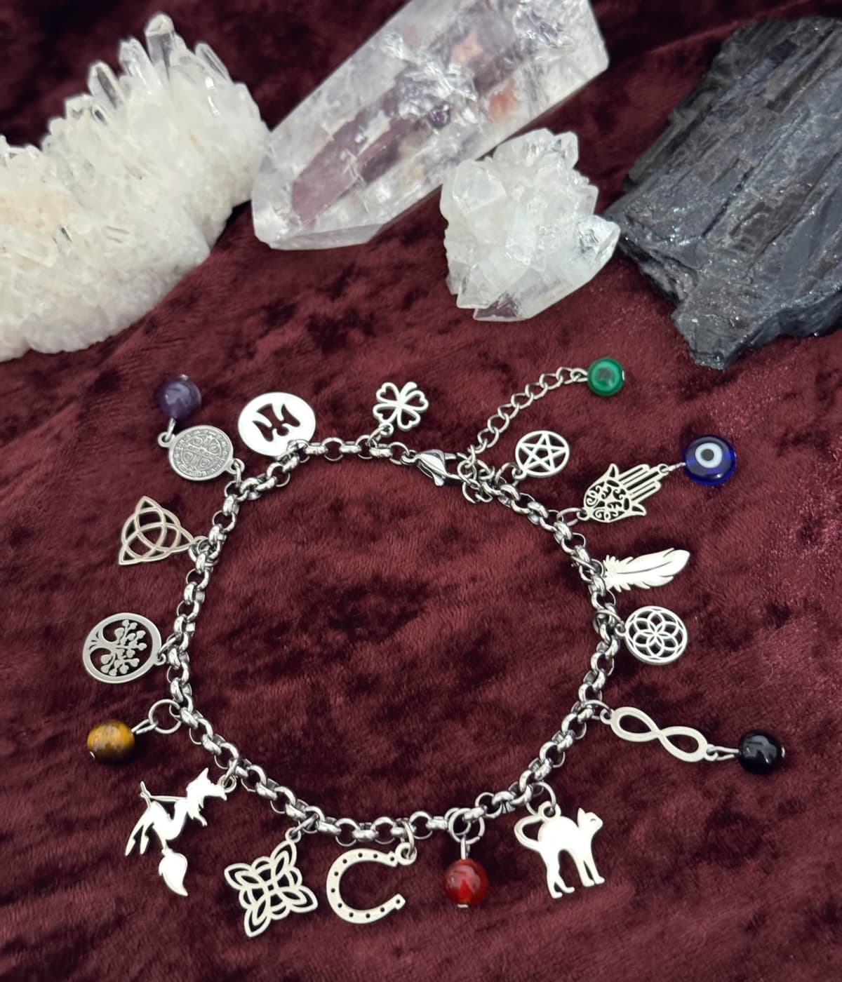 Simboliks Pulsera con Amuletos de acero inoxidable, protección contra el mal de ojo y hechizos, Buena suerte, Brazalete de Bruja, Amuleto de Brujas, Talismán, Protegida contra todo mal — view 4