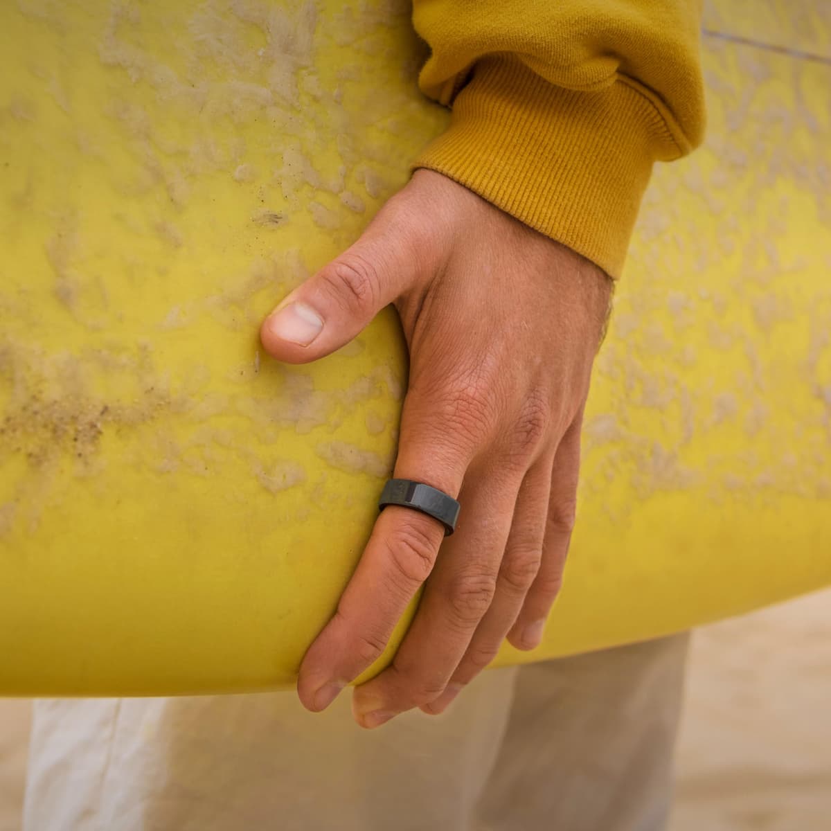 Oura Gen3 Heritage Smart Ring - Size 6, Stealth | Sleep, Heart Rate and Fitness Tracking Wearable - Up to 7 Day Battery Life - iOS/Android Compatible - Size First with Oura Sizing Kit — view 6