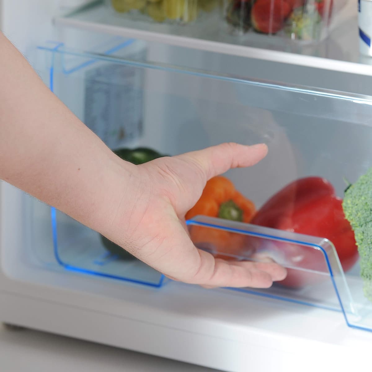 Igenix Freestanding Under Counter Larder Fridge & Freezer Set, Reversible Doors, 55cm Wide, White — view 3