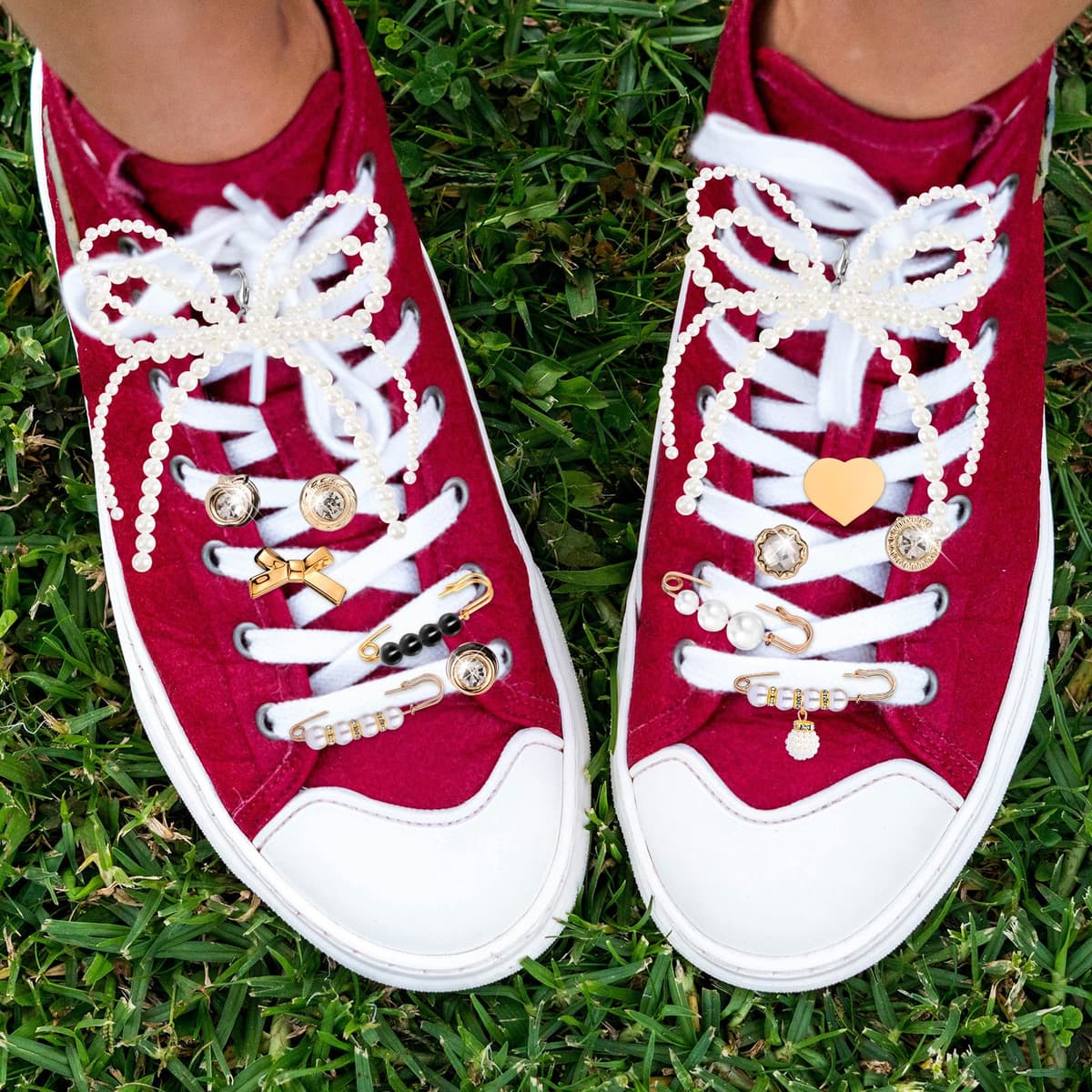 Mikovivi 30 Pzs Adornos para Zapatos para Zapatillas Deportivas, Varios Estilos de Adornos para Cordones de Zapatos Adornos para Zapatos con Lazo Clips para Zapatos Joyas para Zapatos para Mujeres — view 4