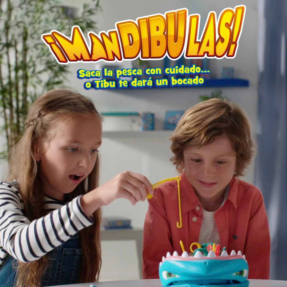 Jaws, Board Game. The funniest fishing, Game for children from 4 years. Rescue the sea animals without the Shark catching you. Get the fish out of their jaw with your fishing rod — view 5