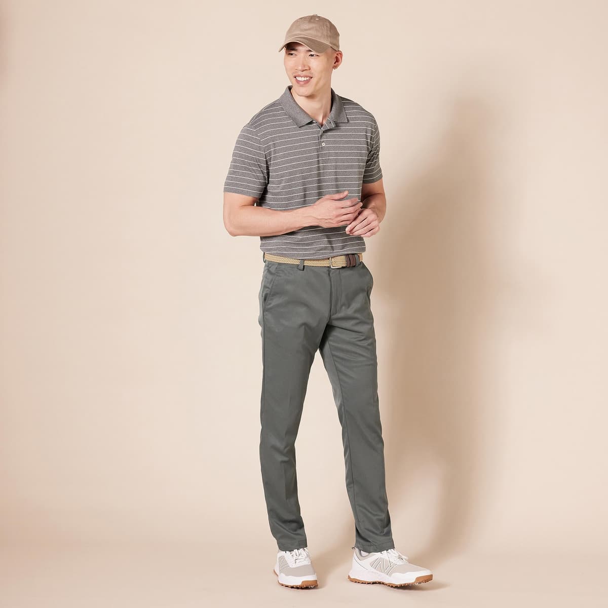 Amazon Essentials Hombre Pantalón de Golf Elástico de Corte Ceñido — view 3