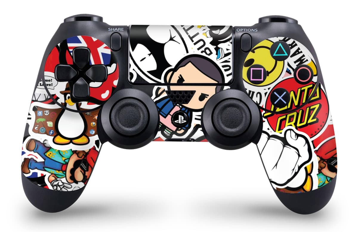 giZmoZ n gadgetZ Calcomanía de Vinilo para Consola PS4 Pro + 2 Fundas para Controlador — view 6