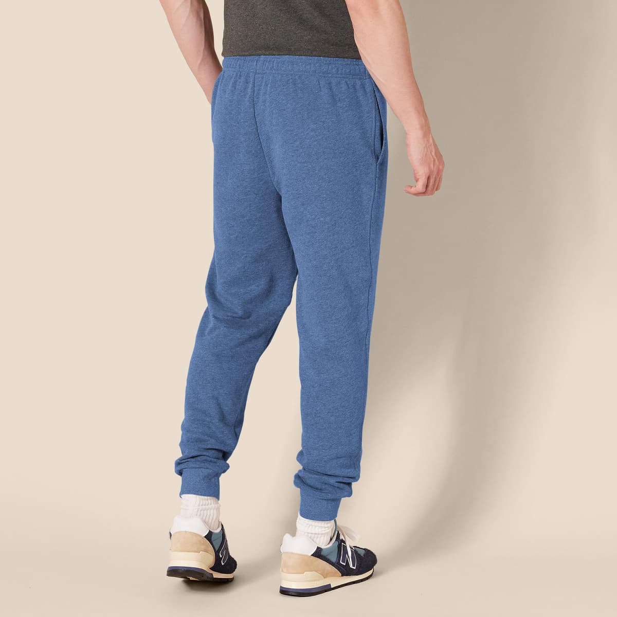 Amazon Essentials Pantalones Deportivos de Forro Polar y Corte Holgado Hombre — view 2